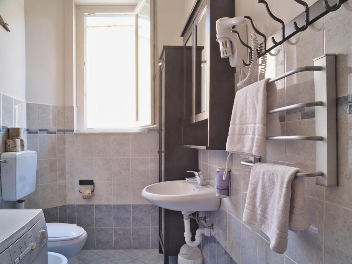 2 Passi Dal Mare Hotel Финале Лигуре Екстериор снимка